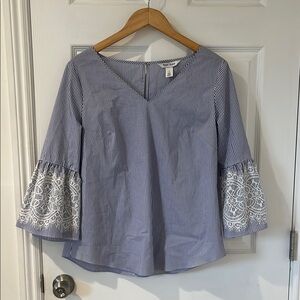 White House Black Market Blue and White Bell Sleeve Blouse